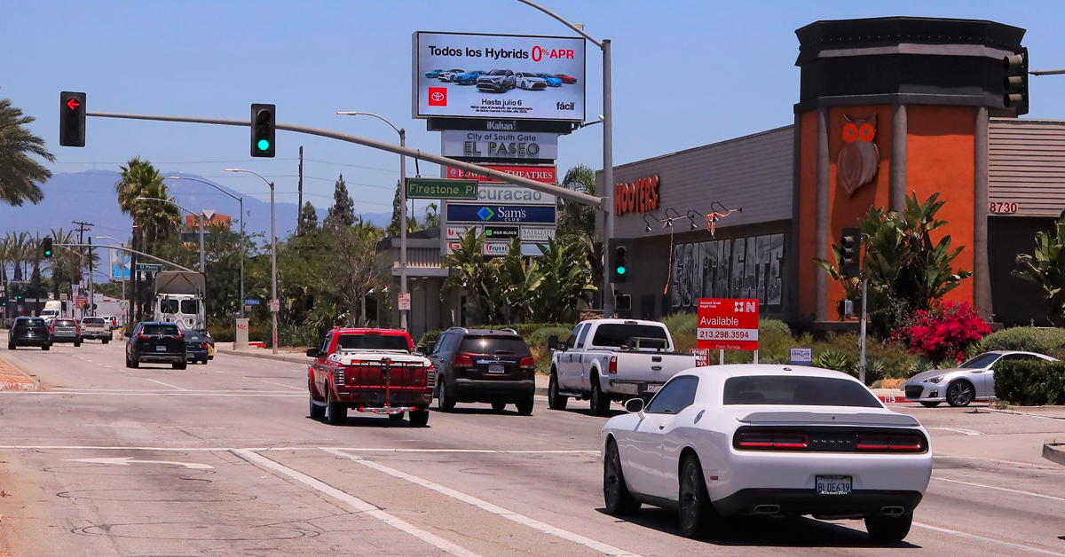 Garfield Avenue & Firestone Place (S)
