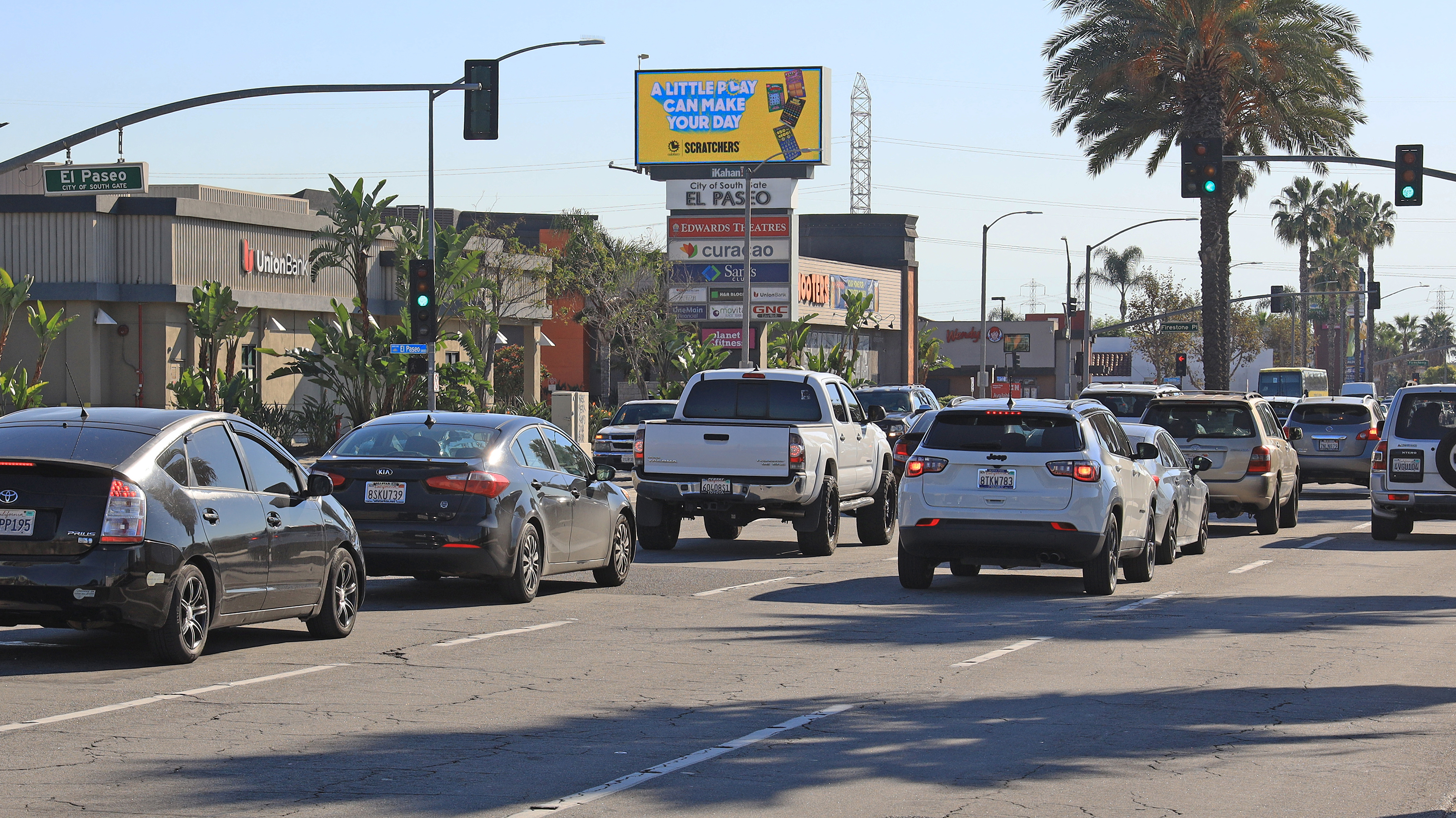Garfield Avenue & Firestone Place (N)